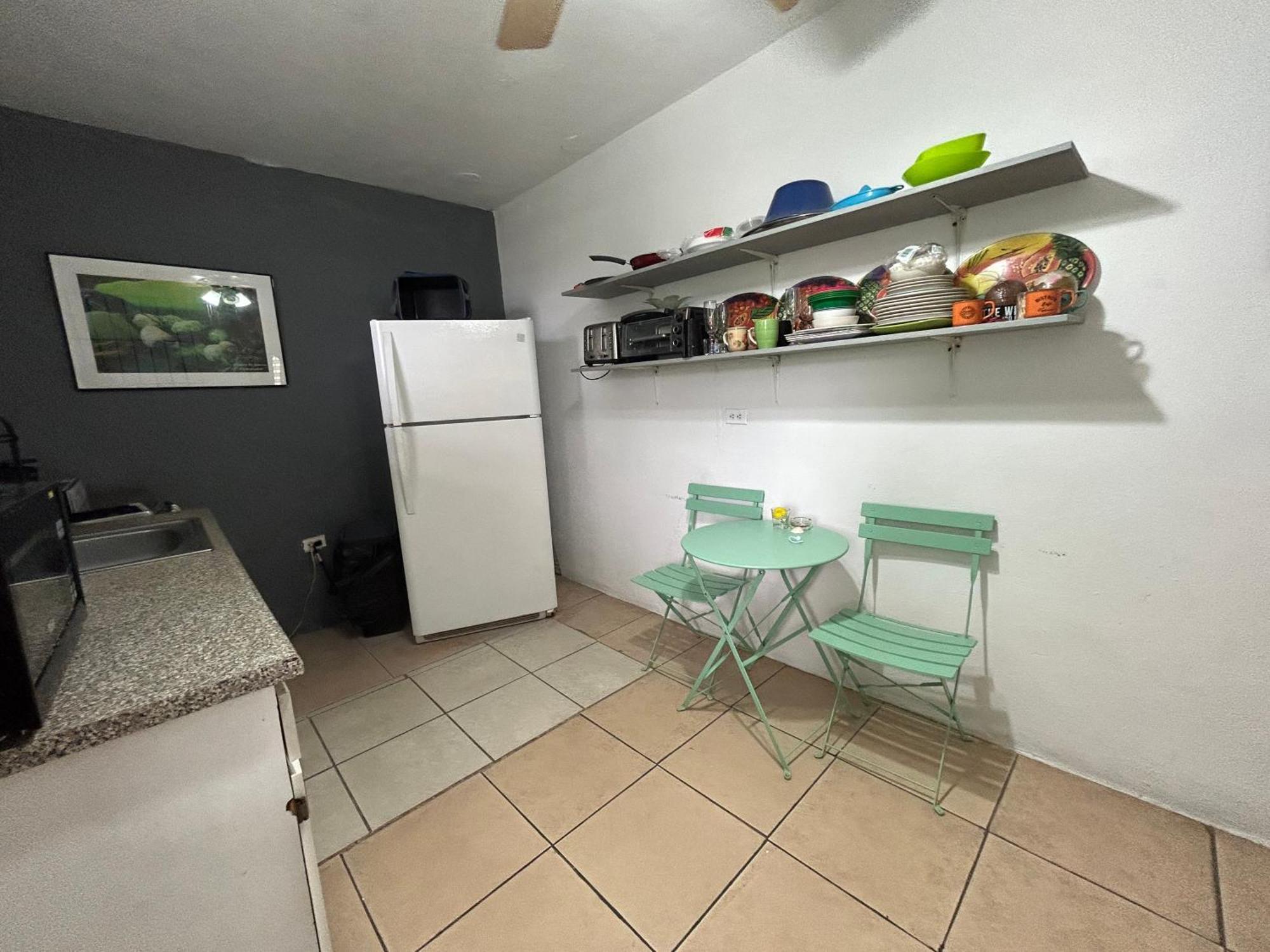 Vieques Good Vibe Guest House ภายนอก รูปภาพ