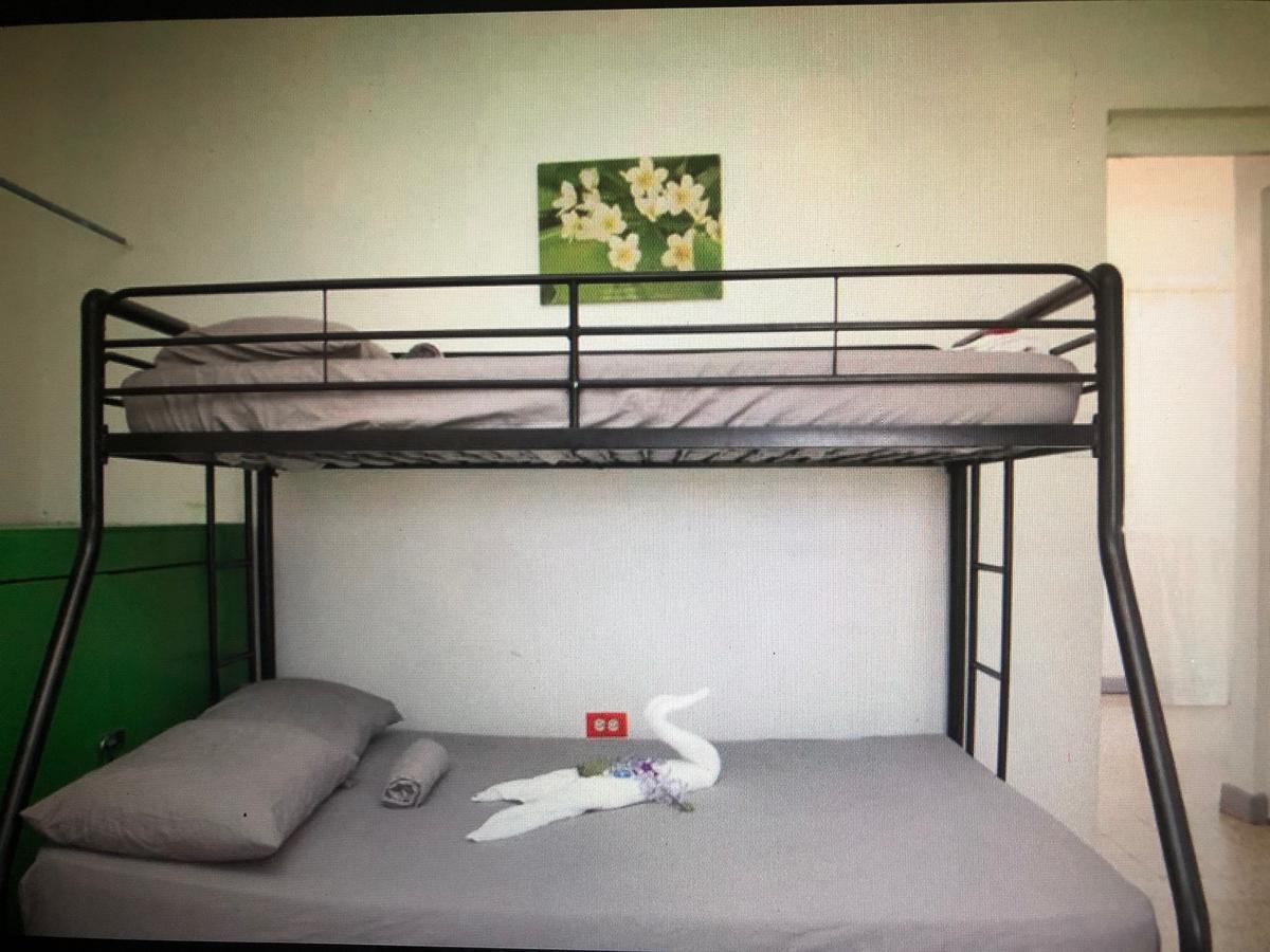 Vieques Good Vibe Guest House ภายนอก รูปภาพ