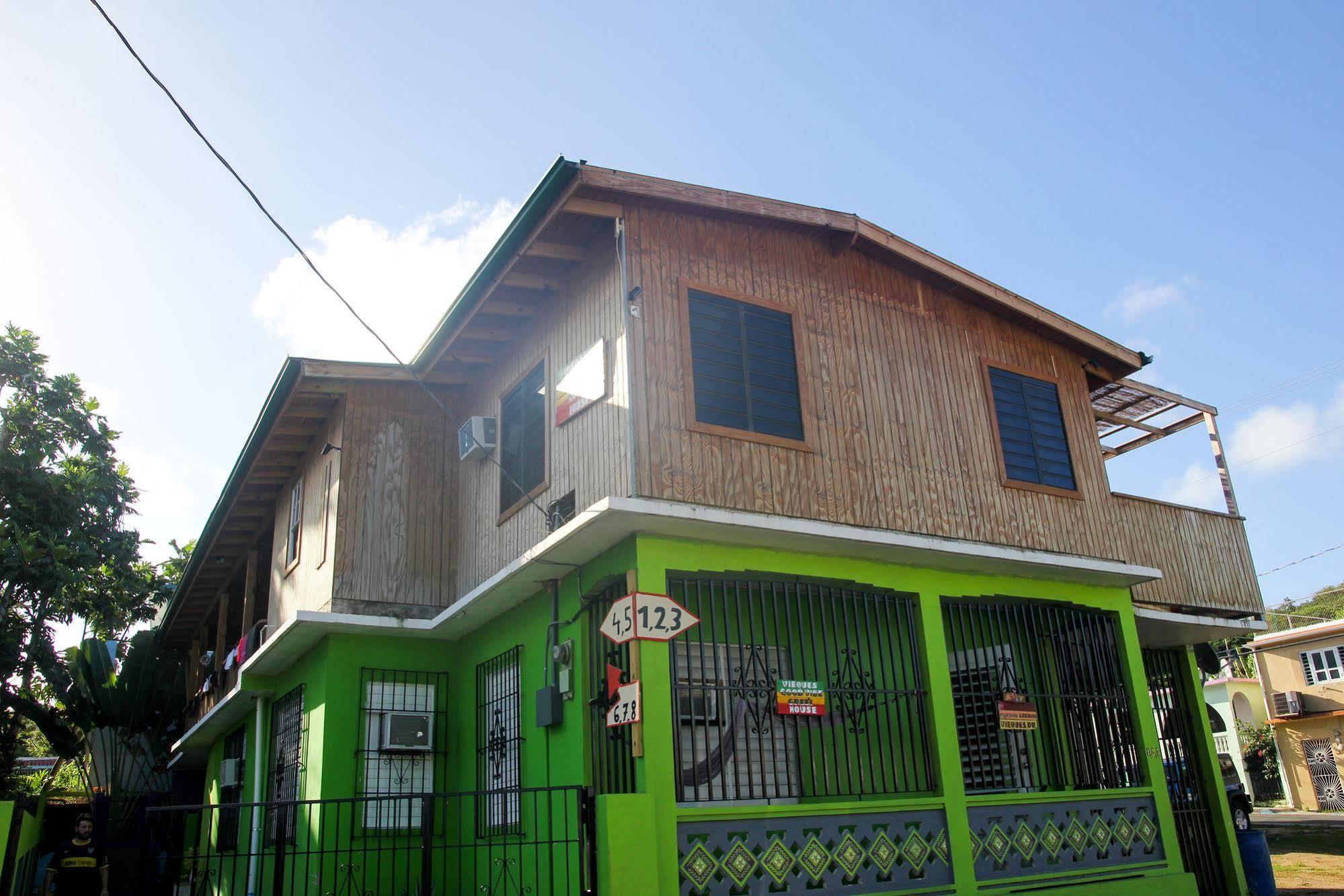 Vieques Good Vibe Guest House ภายนอก รูปภาพ
